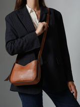 Sac Bandoulière M Foudre Cuir Etrier Marron foudre EFOD089M-vue-porte